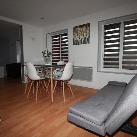 La Fere Du Siecle Apartment Bagian luar foto
