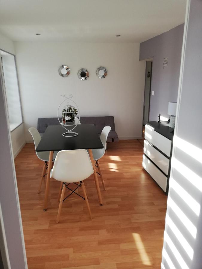 La Fere Du Siecle Apartment Bagian luar foto