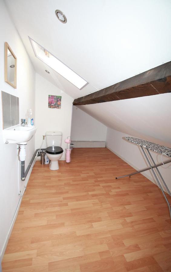 La Fere Du Siecle Apartment Bagian luar foto