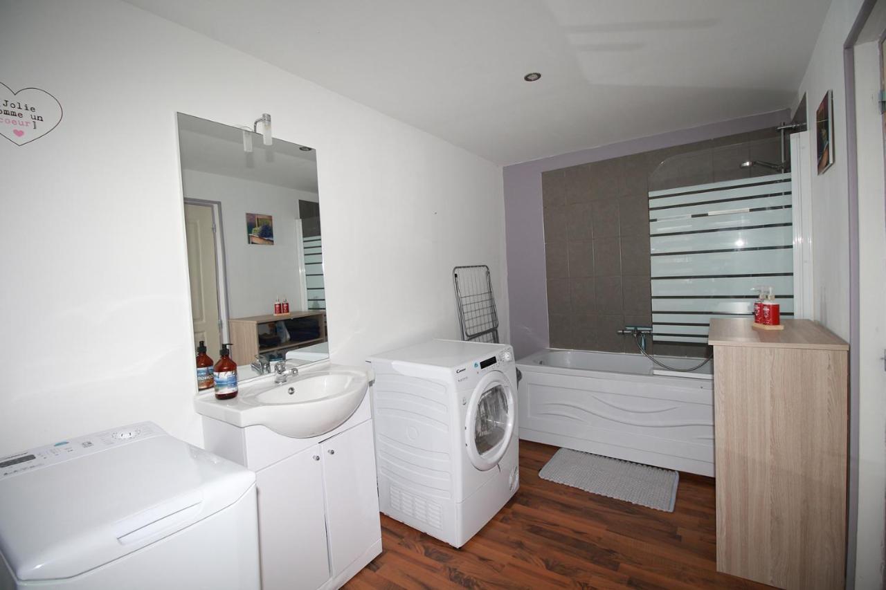 La Fere Du Siecle Apartment Bagian luar foto
